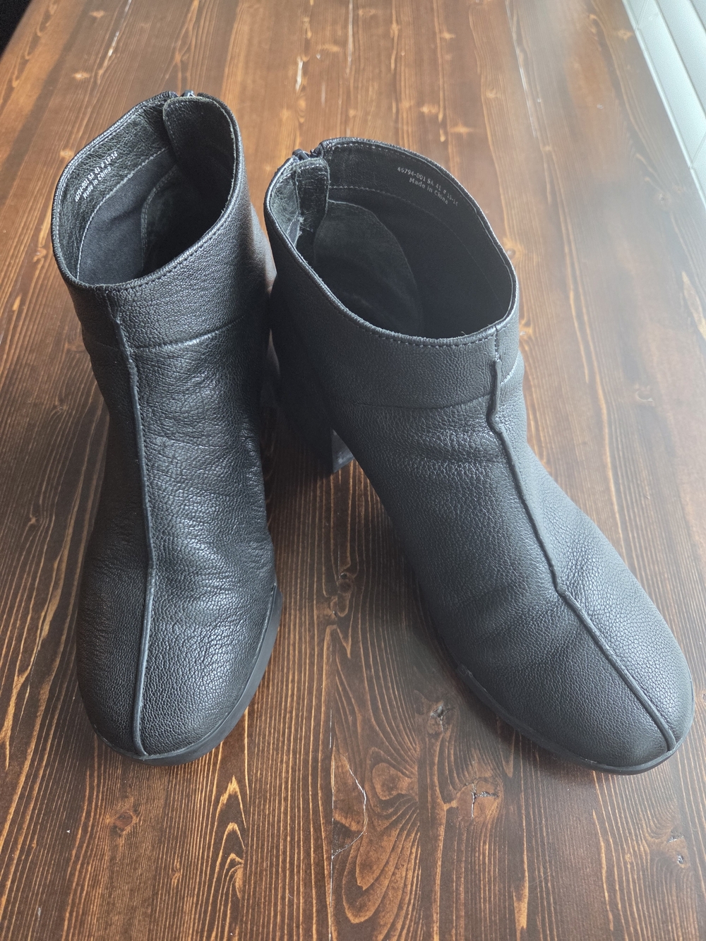 Camper Black Leather Ankle Boots – EU 41 / US 10